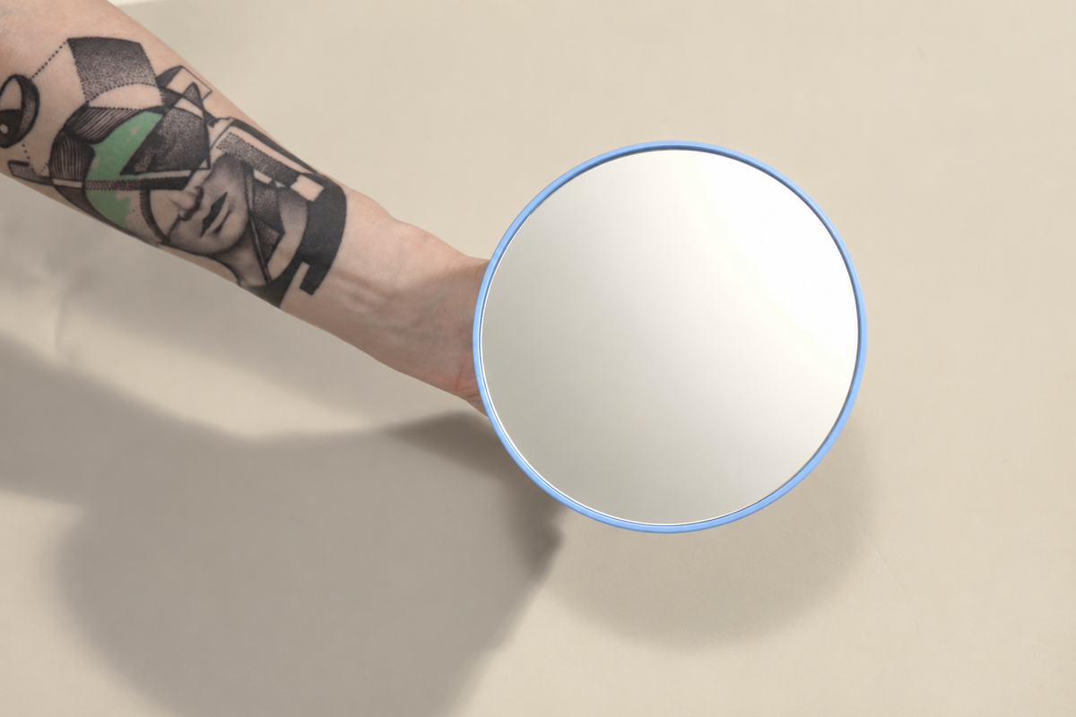 REFLECT—Oh mirror