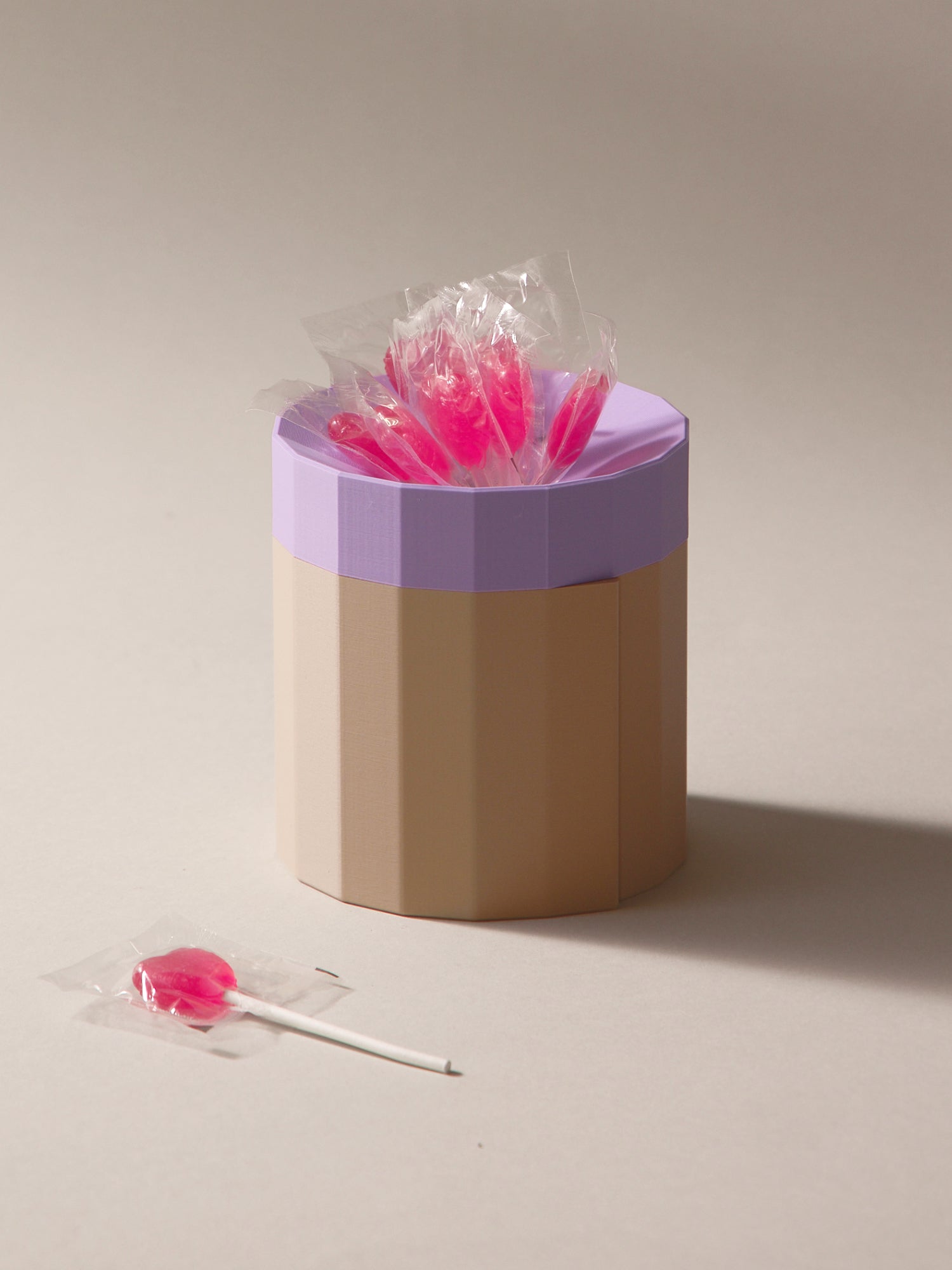 ROLLA tissue and toilet paper dispenser (mix&match)