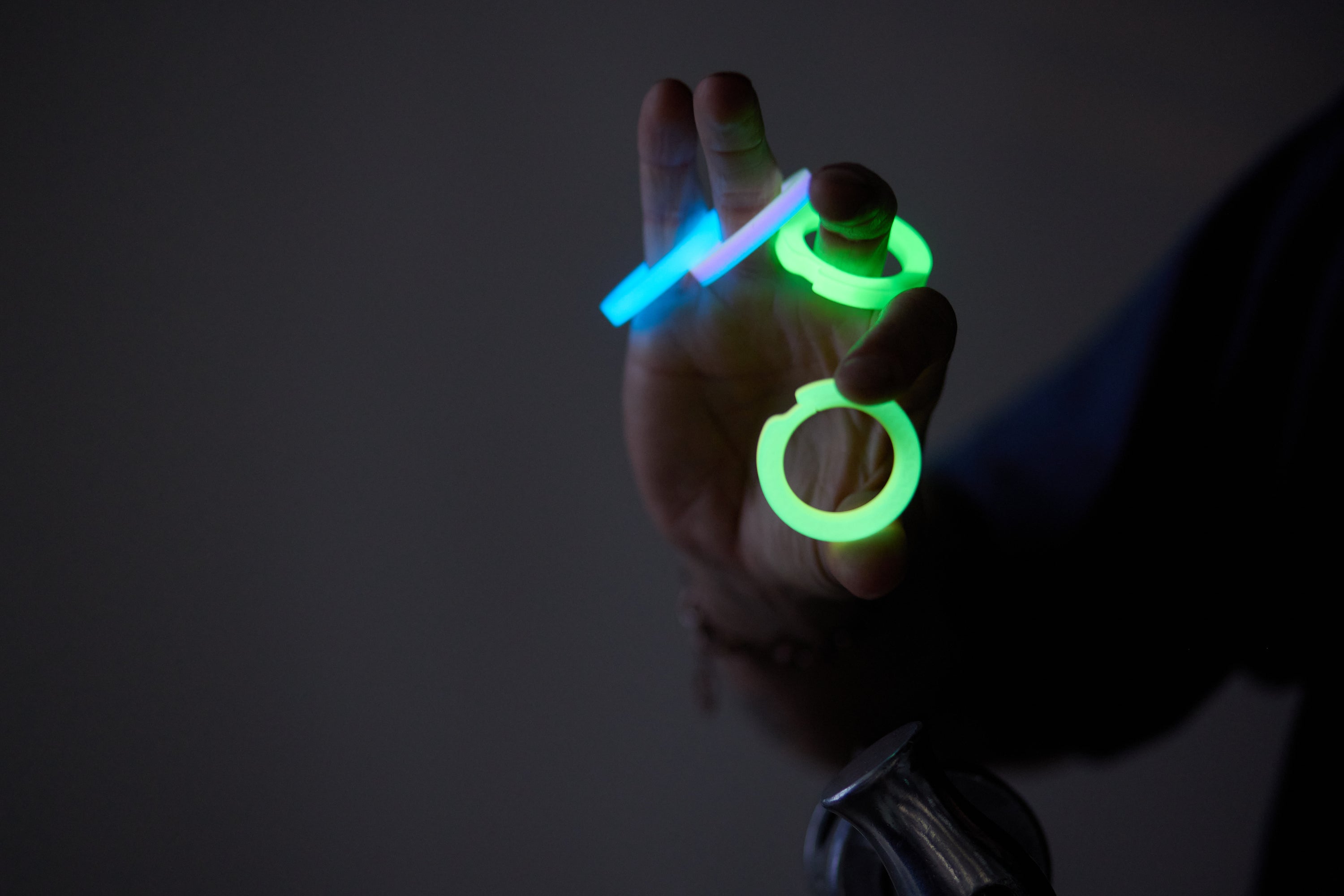 NEW! GLO–KEY brelok świecący w ciemności